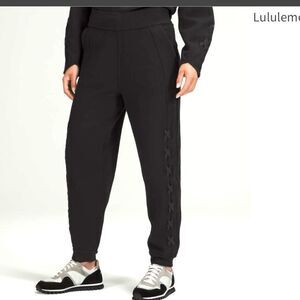 NWT New LULULEMON Braided Detail High Rise Jogger Sweatpants Black 10